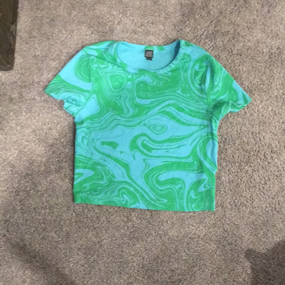 cute tie-dye crop top